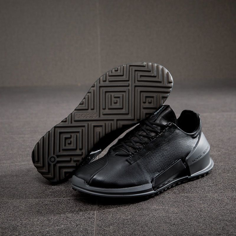Zapatos de cuero genuino a la  - Streetwear Brand Famous reseña y precio