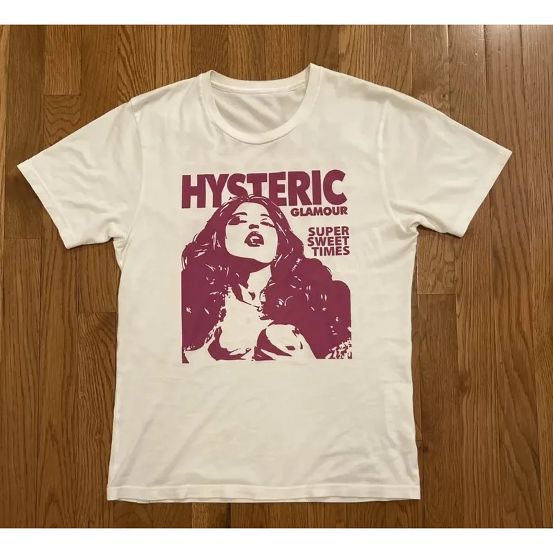 Camiseta Vintage con Retrato d - Streetwear Girl Brand reseña y precio