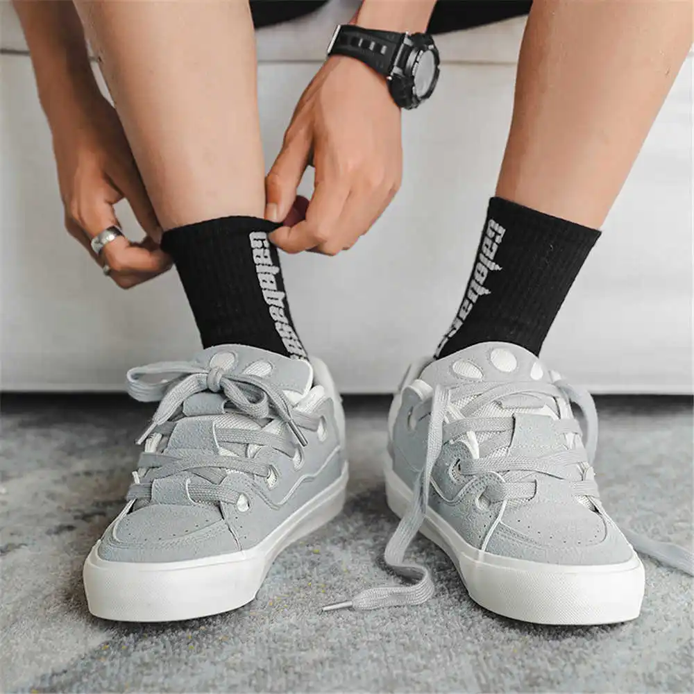Con cordones, zapatos escolare - Streetwear Brand Global reseña y precio