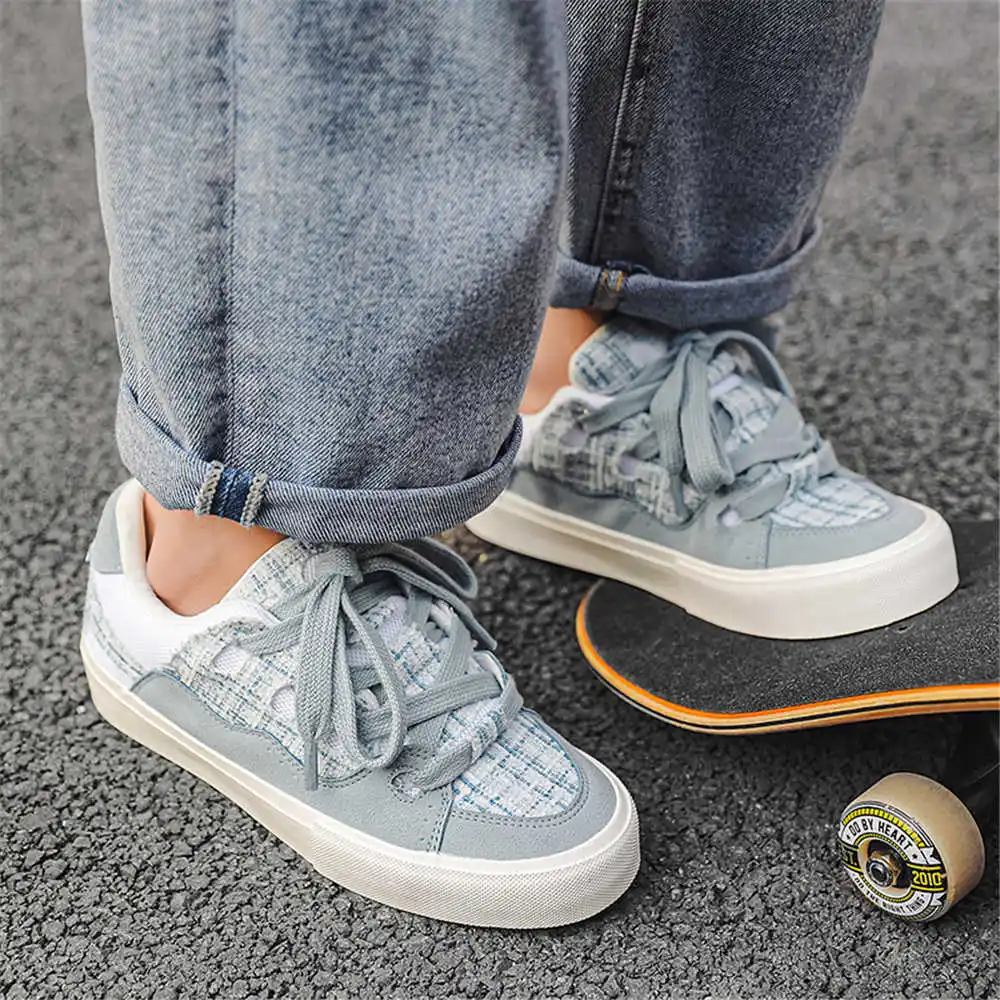 Con cordones, zapatos escolare - Streetwear Brand Global reseña y precio